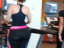 Juicy gym booty 