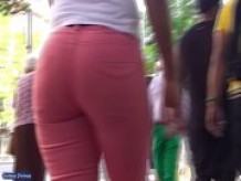 big ass candid in pink trouser