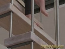 DaneJones Preciosa rubia afeitada folla en la escalera