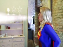 Superheroína Supergirl Batallas Y Defe