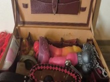 Relajación de BDSM progresiva francesa con descensos tranquilos y sensuales.