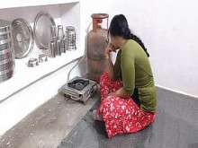 Primera vez Anal sexo cocina casera follando