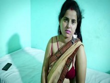 Desi chico afortunado follando su bhabhi caliente y lindo en lugar de su marido