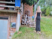 Demonio femenino para Halloween, ella chupará tu energía.