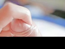 Bordeando hasta fluir, rezumando líquido preseminal y semen. Prepucio deslizante, autocontrol, negación.