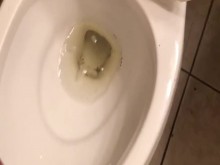 Esta es mi urología personal, mujeres, mi porno de orina.