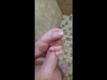 Escuche gemidos y ribetes durante 16 minutos con final de corrida