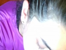 ¡Cosa hecha rápidamente! ¡Después del entrenamiento, mamada, bocado sonriente y tragar! (CFNM punto de vista)