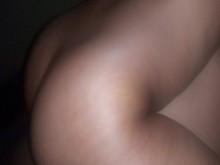 CABALGANDO HACIA UN ORGASMO QUE TEMBLA LAS PIERNAS