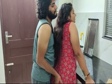 Esposa Nighty Sex - Marido la folla duro en el romance del dormitorio